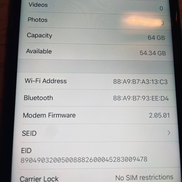 iPhone 11 - Picture 1 of 3